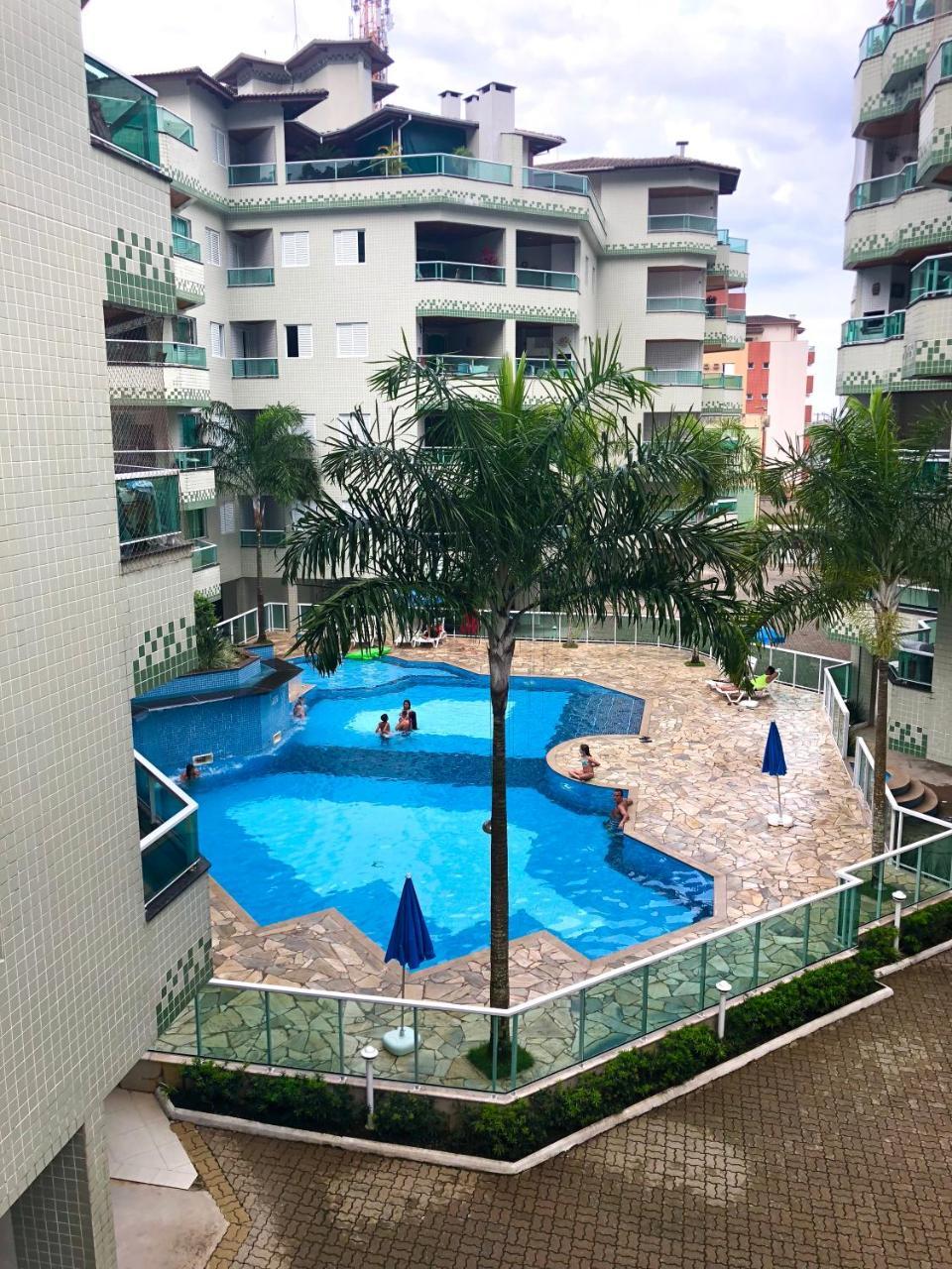 Condominio Grand Beach Ubatuba Eksteriør billede